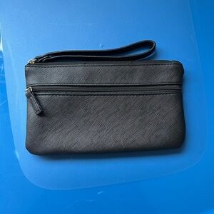 🧡5/$25🧡Chic Black Wristlet Clutch